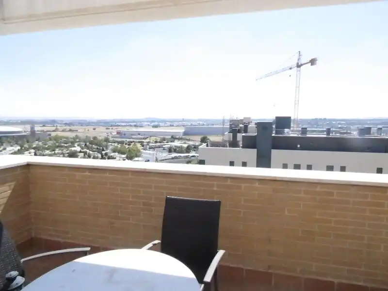 Terrassa de Pis en venda en Madrid amb Aire condicionat, Calefacció i Jardí privat