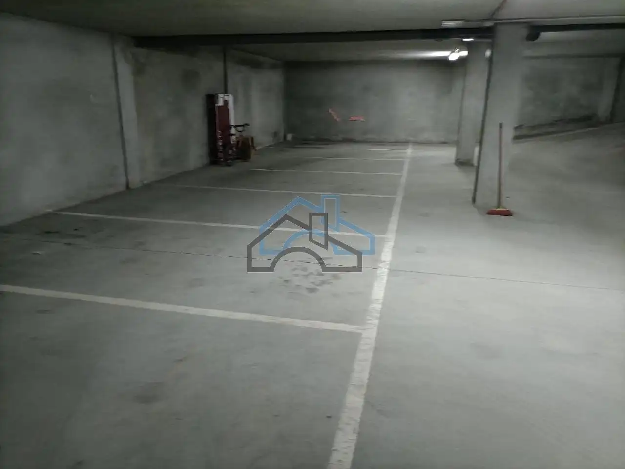 Parking de Piso en venta en Sobrado (A Coruña) con Parquet y Amueblado