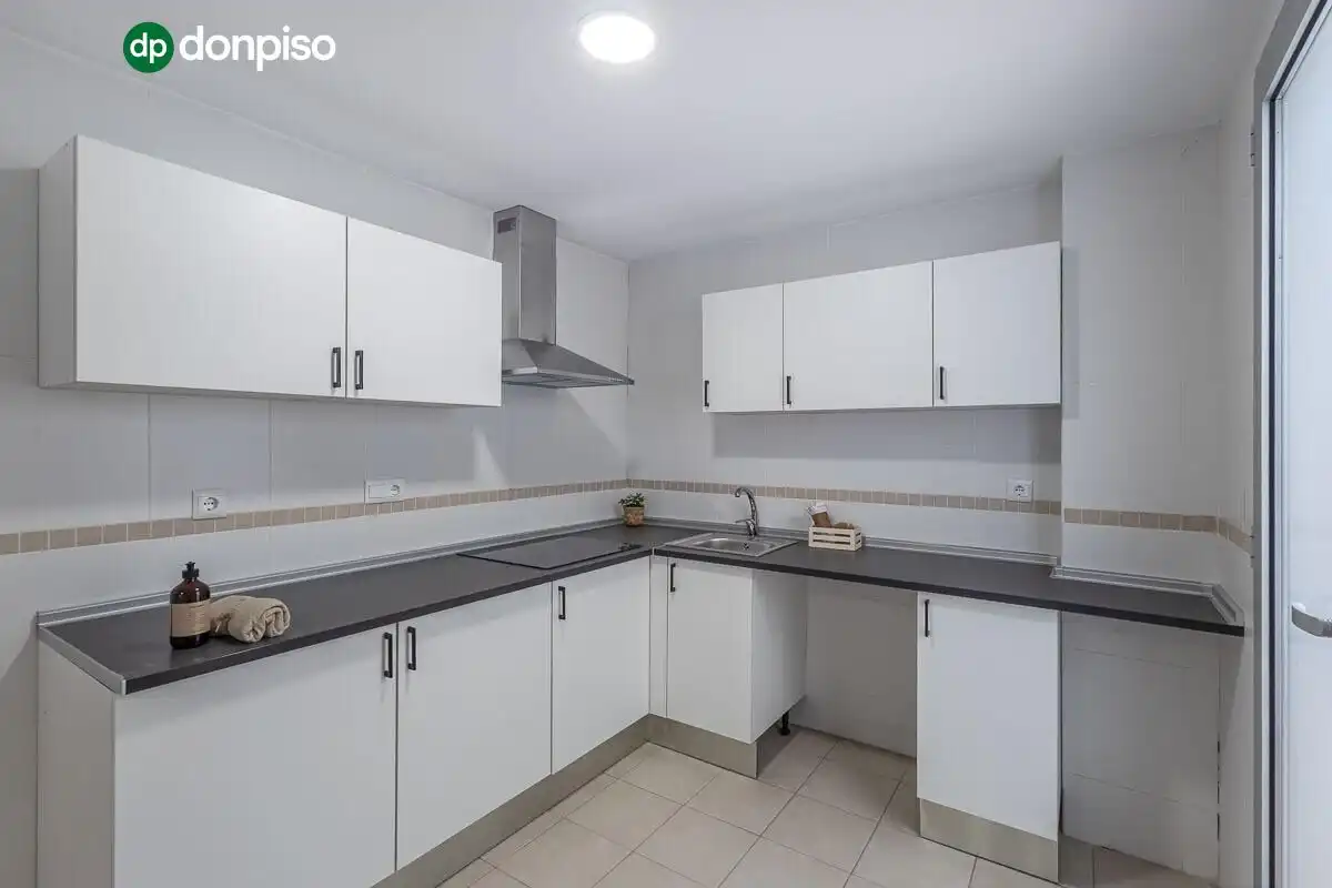 Duplex avec ascenseur à vendre à Calle Calle Isaac Newton, imagen 4
