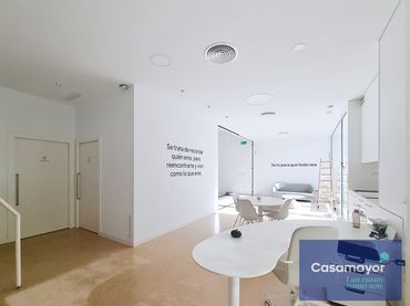 Local comercial de lloguer a Avinguda Goleta
