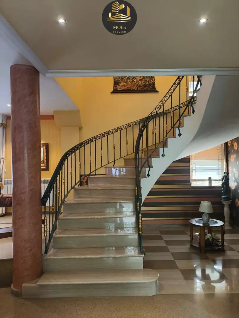 Haus oder Chalet zum Verkauf in Úbeda mit Klimaanlage, Heizung und Terrasse