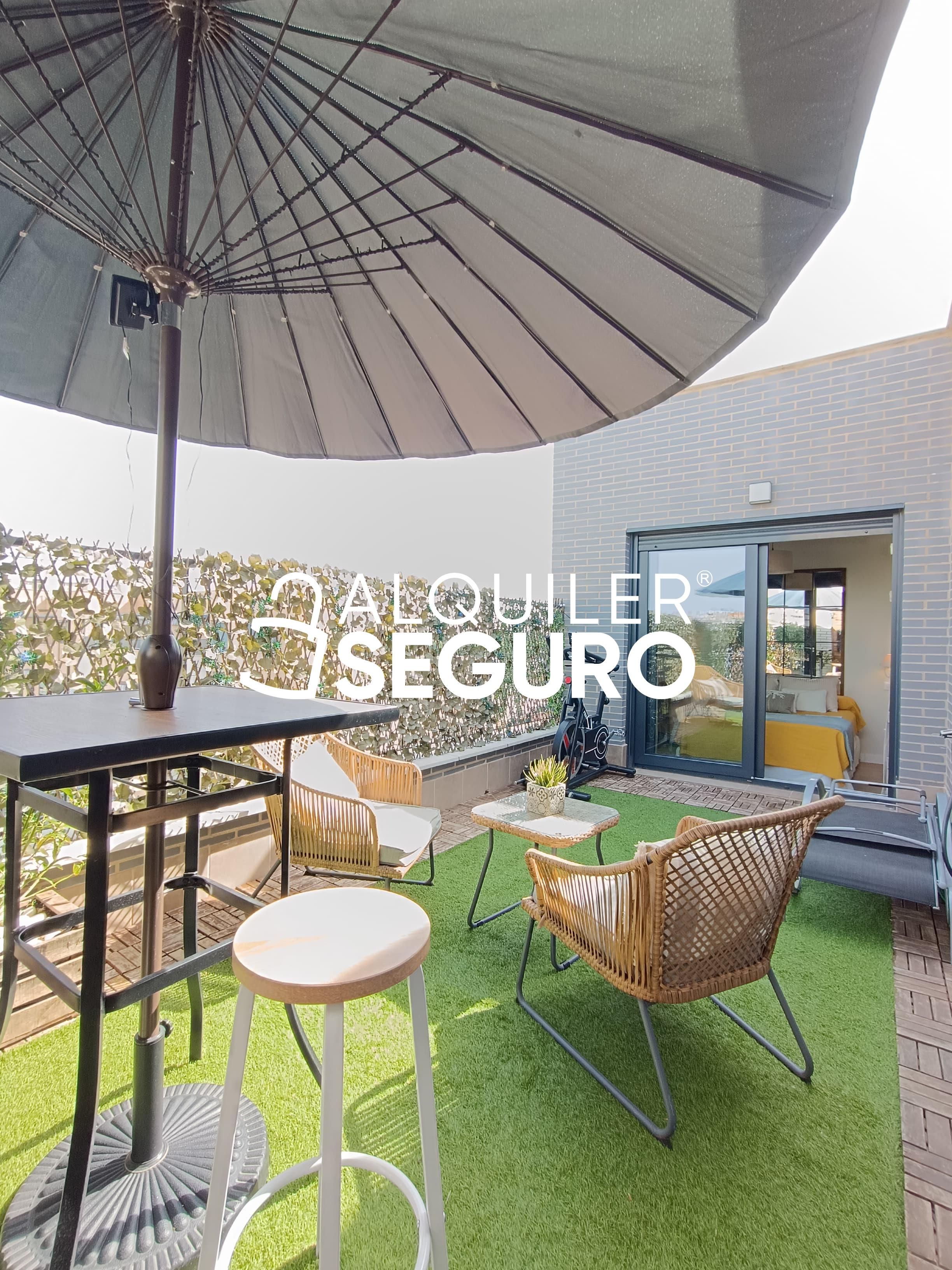 Terrace of Attic to rent in Valdemoro  with Air Conditioner, Heating and Terrace