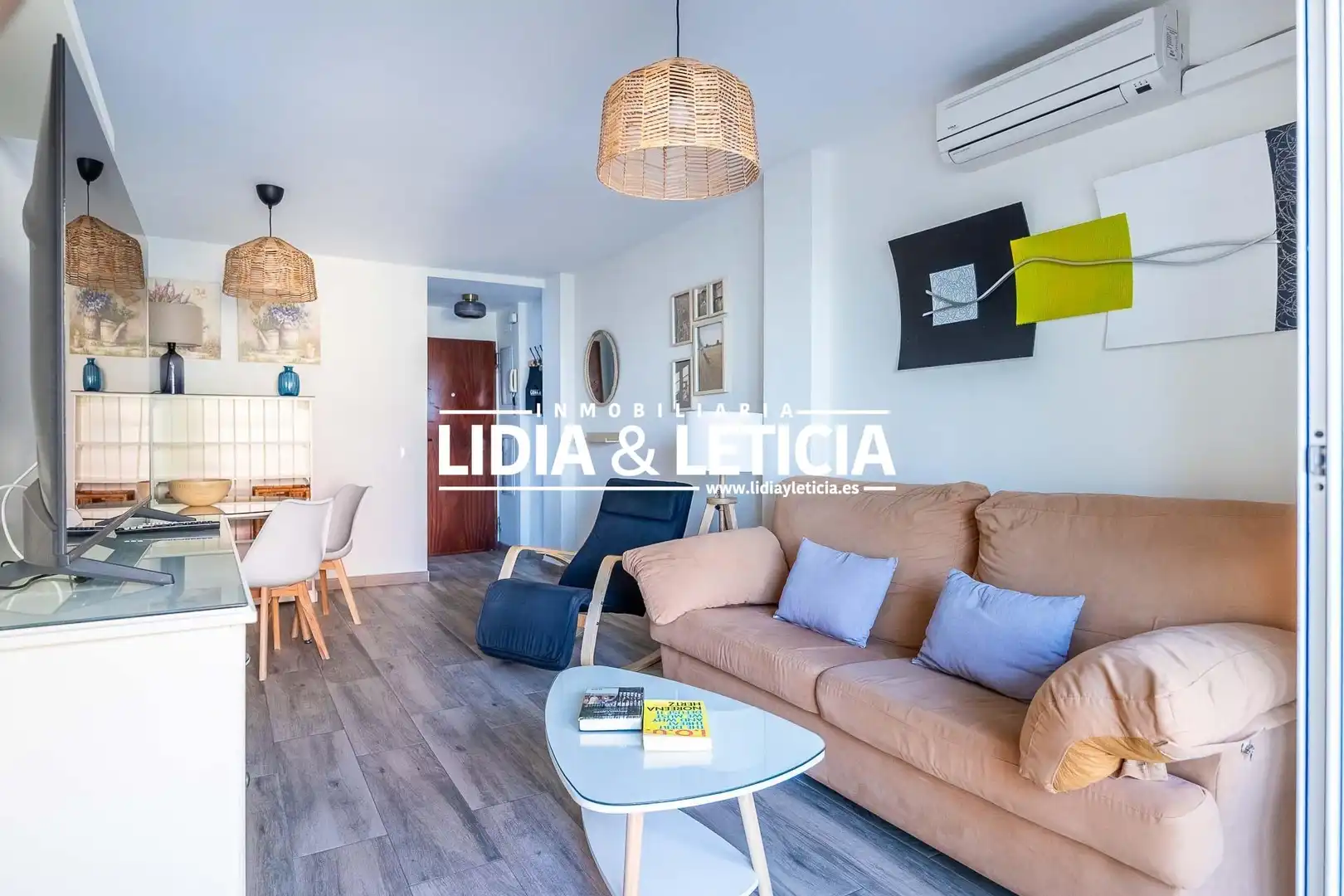 Wohnzimmer von Wohnung zur Miete in Alcalá de Guadaira mit Klimaanlage, Terrasse und Möbliert