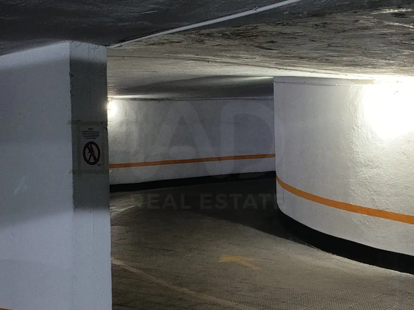 Einzelparkplatz zum Verkauf in Avenida de San Luis, imagen 11