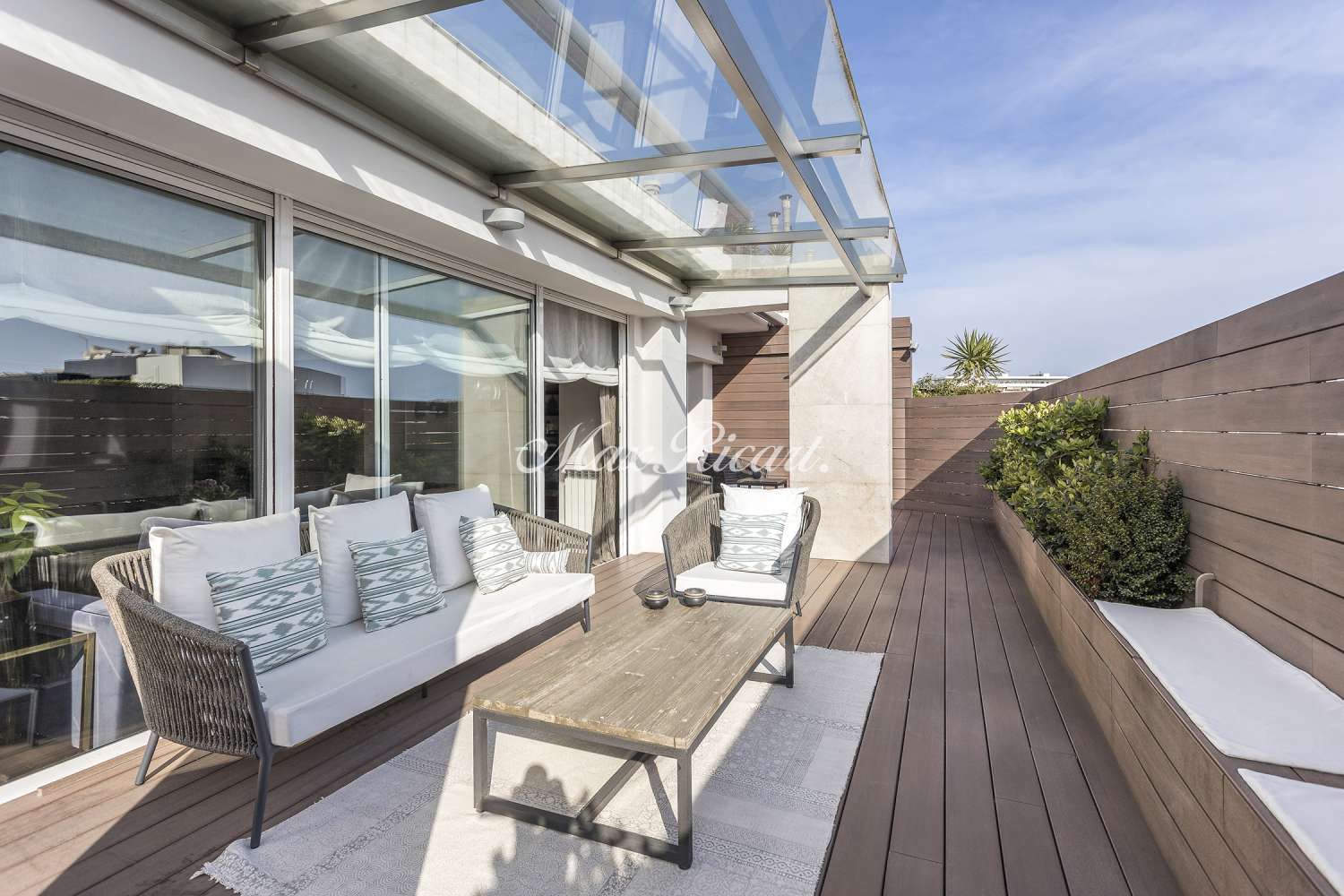 Terrace of Attic to rent in  Barcelona Capital  with Air Conditioner, Heating and Terrace