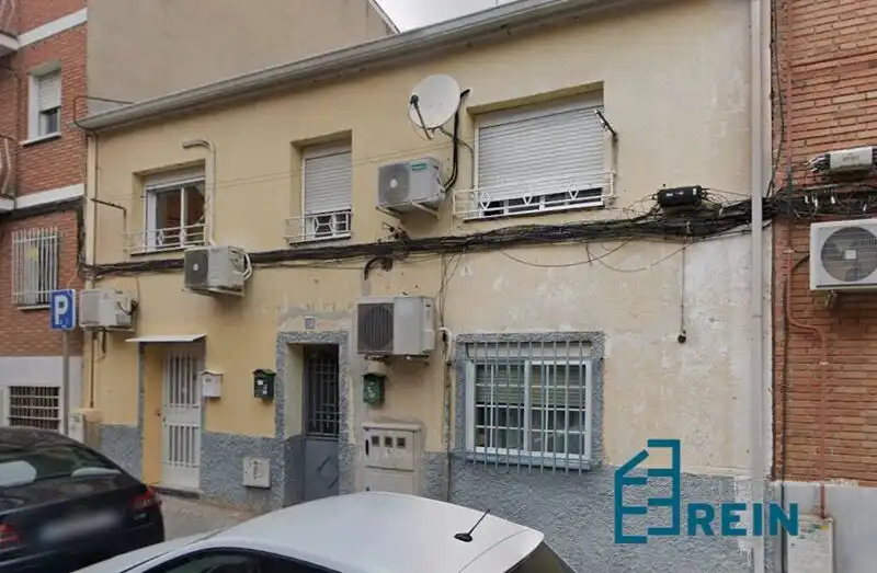 Flat for sale in Calle Fuente de la Capona, Los Rosales