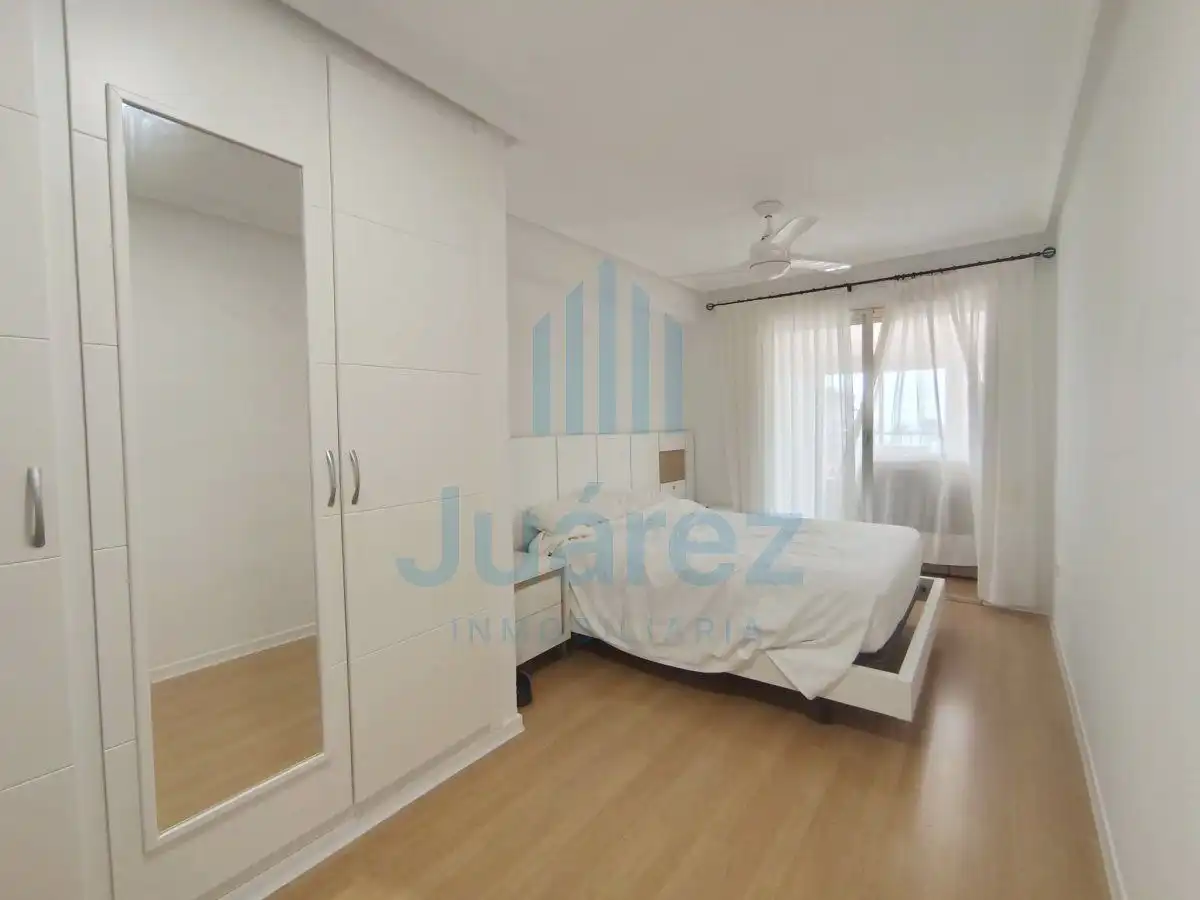 Habitación de Piso de alquiler en Alicante / Alacant con Aire acondicionado, Calefacción y Parquet