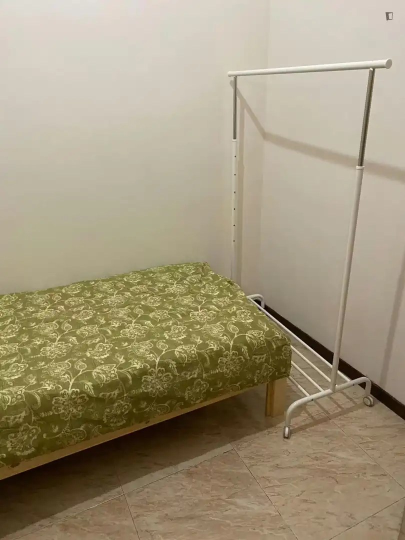 Dormitori de Apartament per a compartir en  Barcelona Capital amb Moblat, Forn i Rentadora