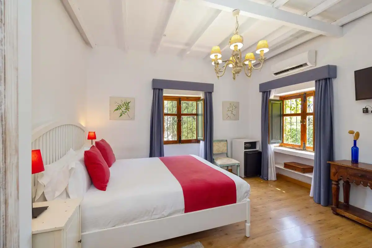 Habitación de Casa o chalet en venta en Torremolinos con Aire acondicionado, Calefacción y Jardín privado