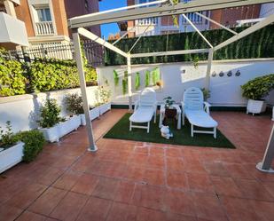 Terrassa de Casa adosada en venda en Valladolid Capital amb Calefacció, Jardí privat i Parquet