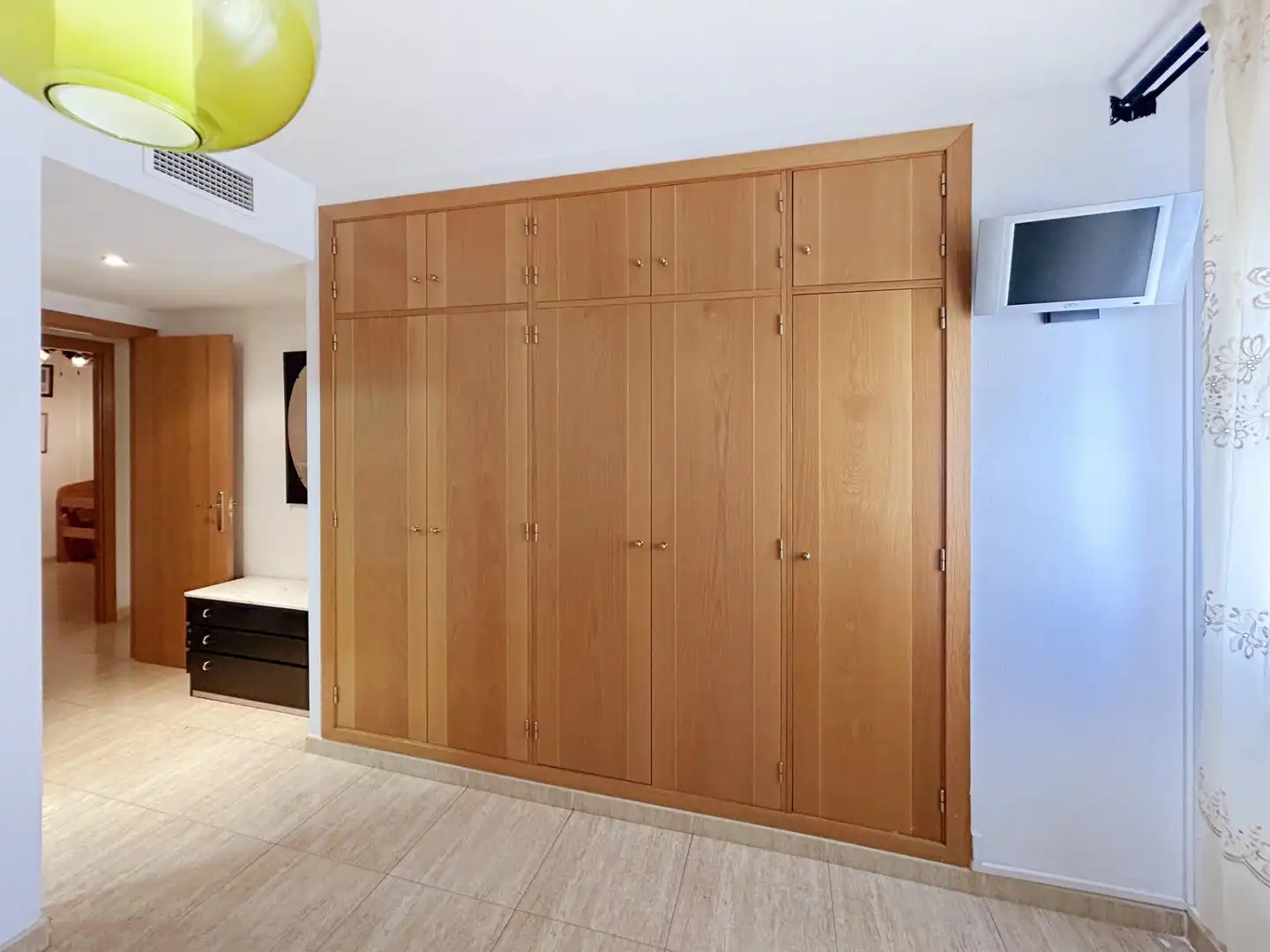 Dormitori de Apartament en venda en Alicante / Alacant amb Terrassa, Balcó i Alarma