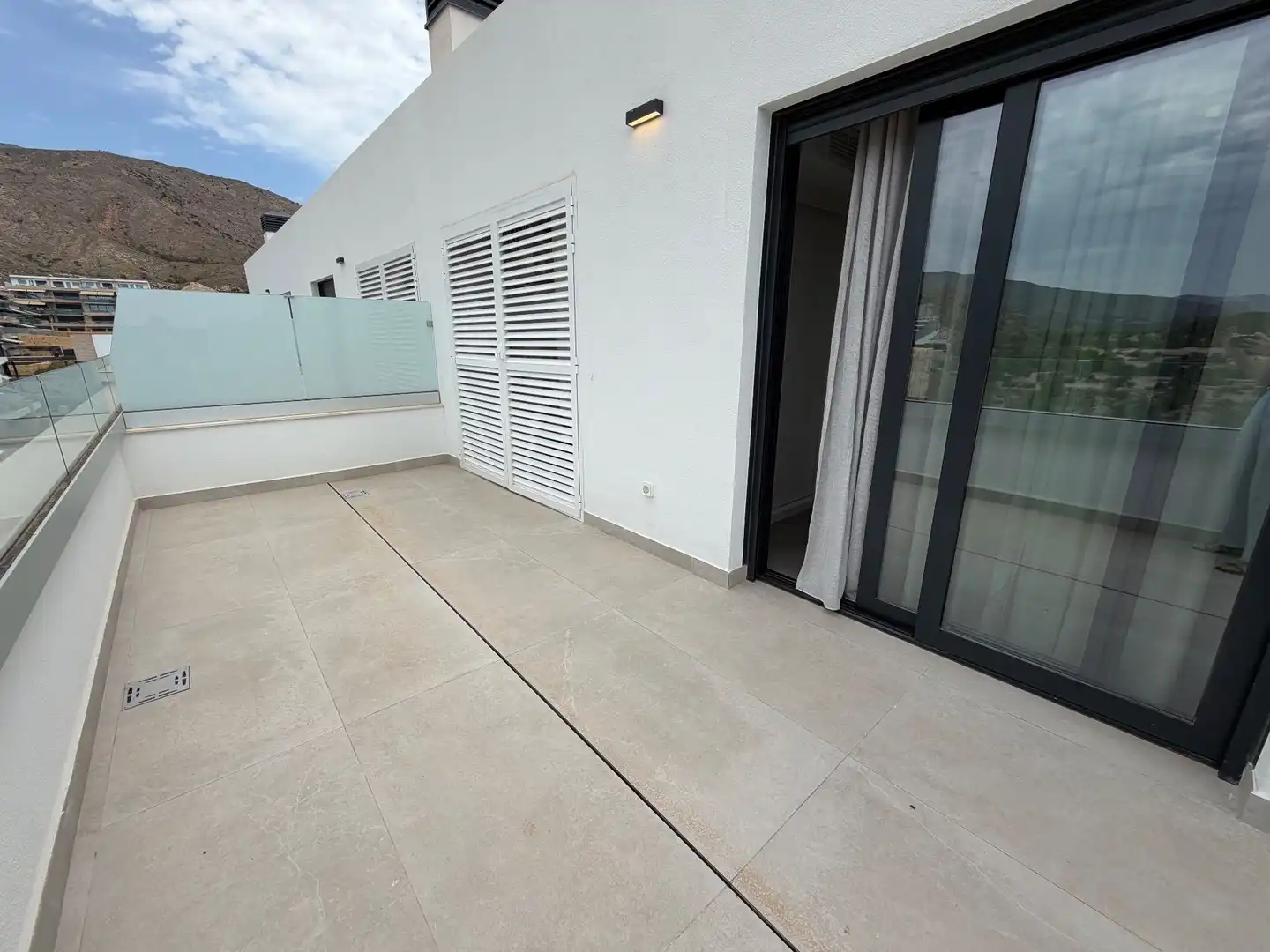 Terrasse von Dachboden zur Miete in Finestrat mit Klimaanlage, Heizung und Privatgarten