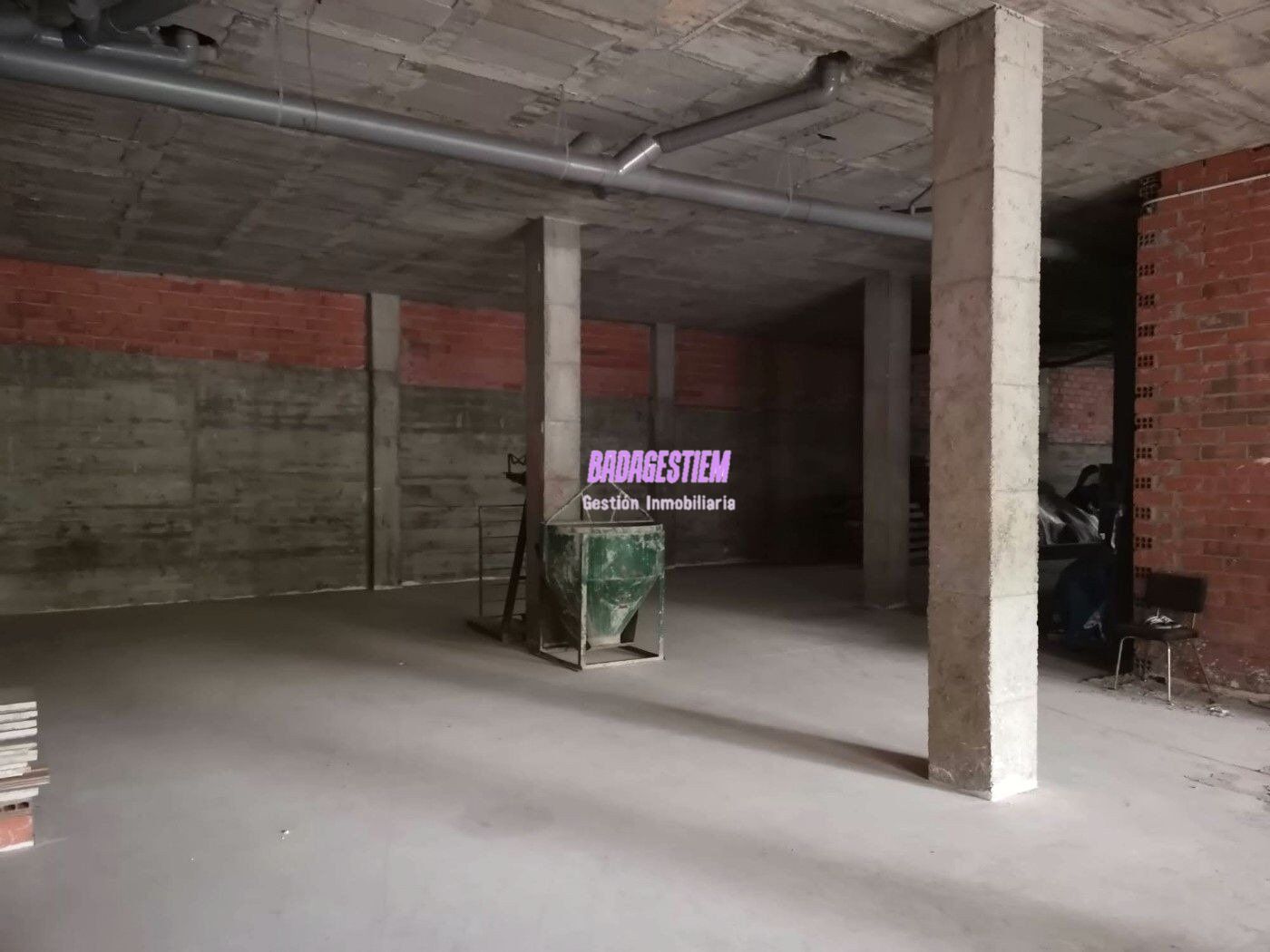 Local de alquiler en Badalona