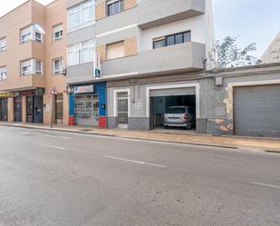 Vista exterior de Local en venda en  Almería Capital