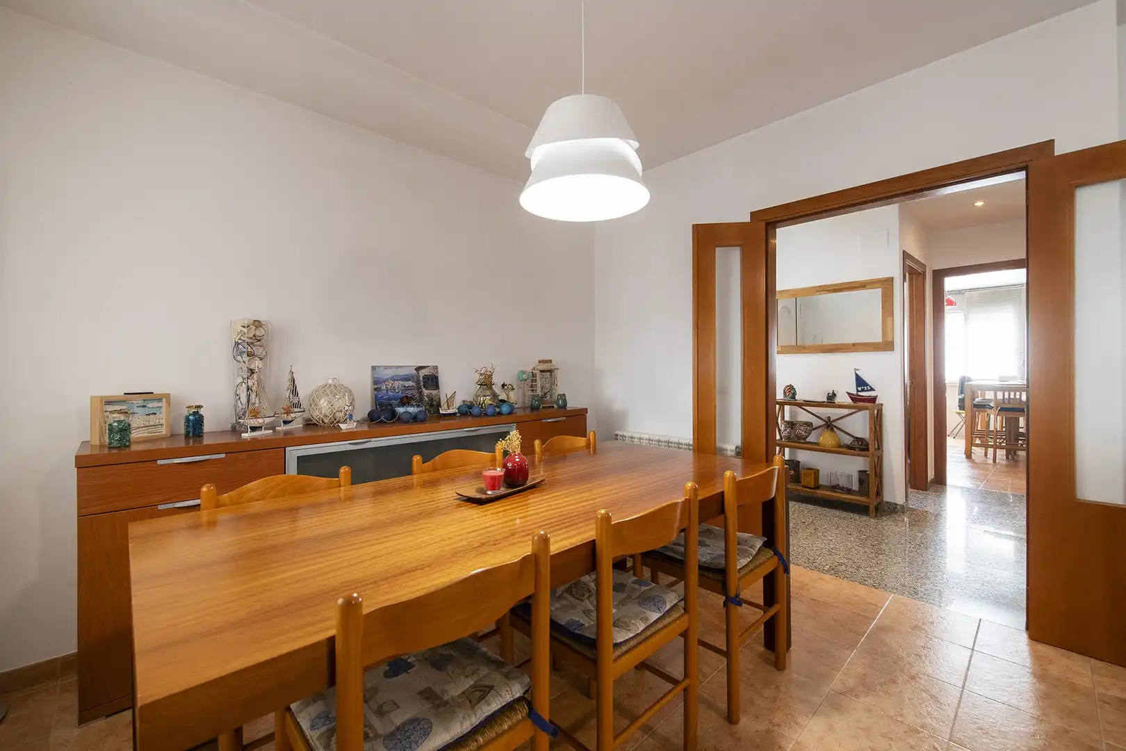 Comedor de Casa adosada en venta en Sant Julià de Ramis con Aire acondicionado, Calefacción y Terraza