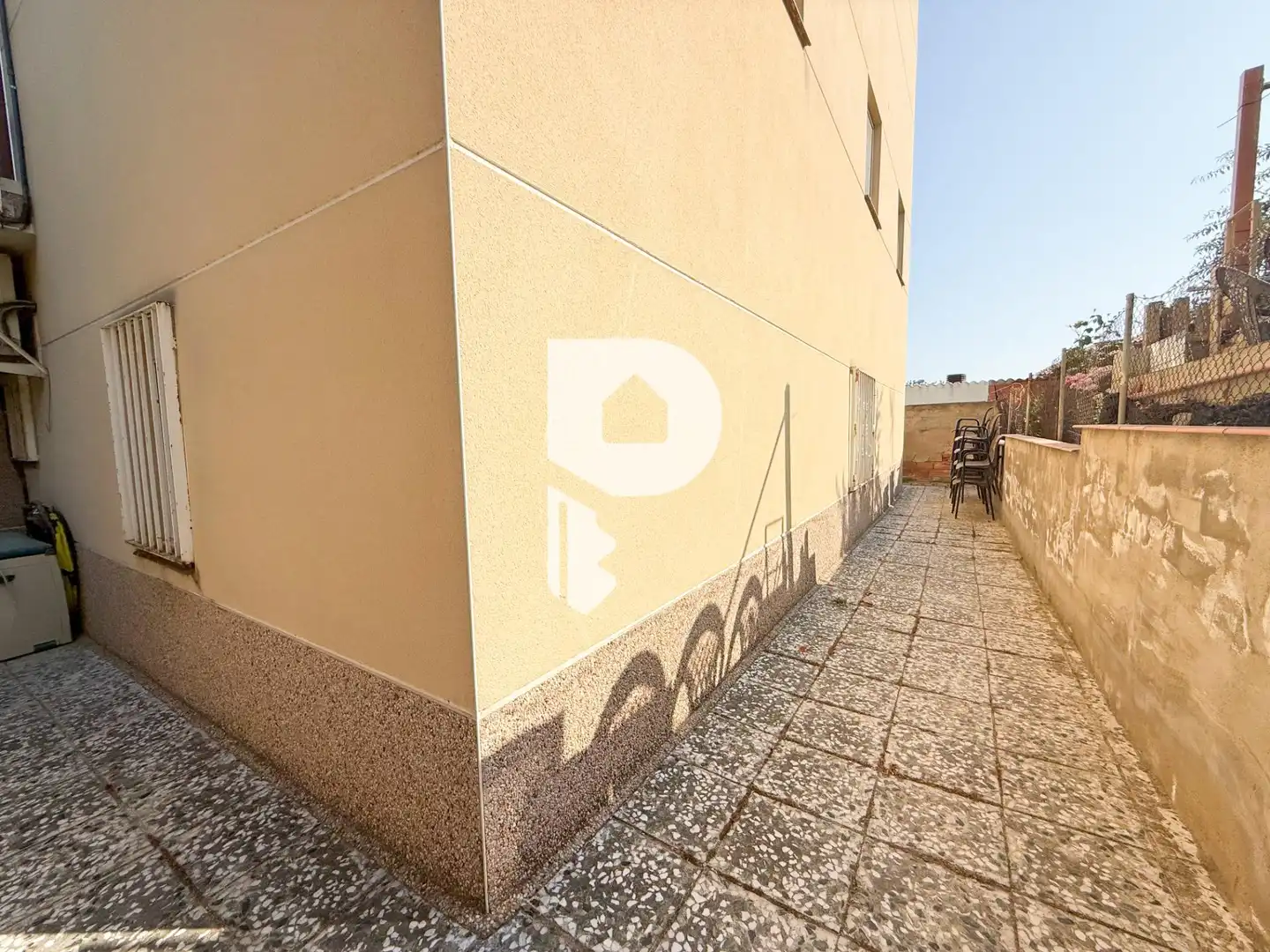 Exterior view of Houses for sale in Sant Vicenç Dels Horts  with Air Conditioner, Heating and Private garden