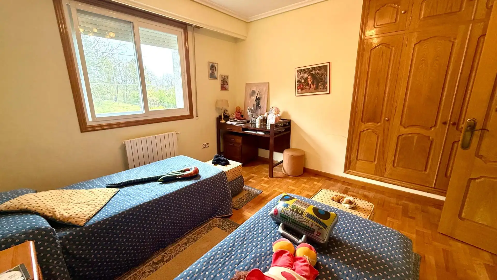 Bedroom of Country homes for sale in Toén  with Private garden, Storage room and Swimming Pool