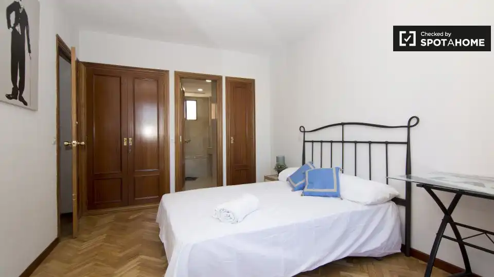 Room in Madrid, Madrid