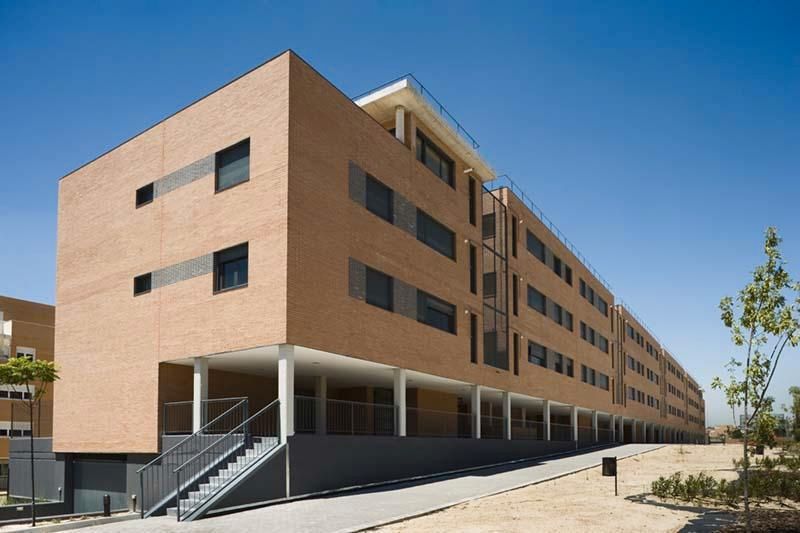 Exterior view of Flat to rent in Rivas-Vaciamadrid  with Storage room and Oven