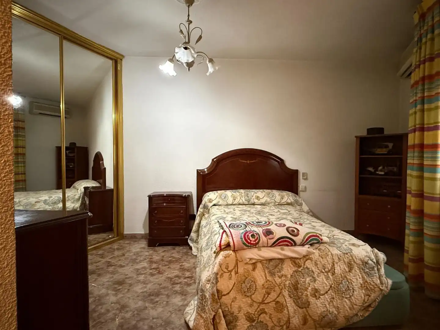 Habitación de Piso en venta en Guadalajara con Aire acondicionado, Calefacción y Trastero