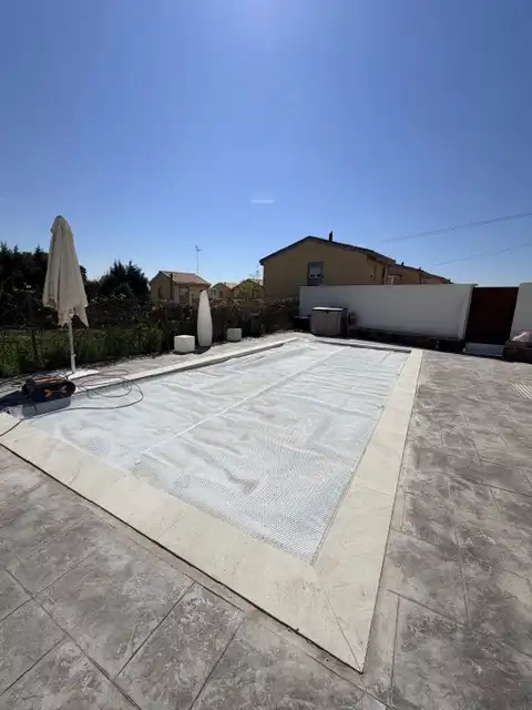 Piscina de Casa o chalet en venta en Las Ventas de Retamosa con Aire acondicionado, Calefacción y Jardín privado