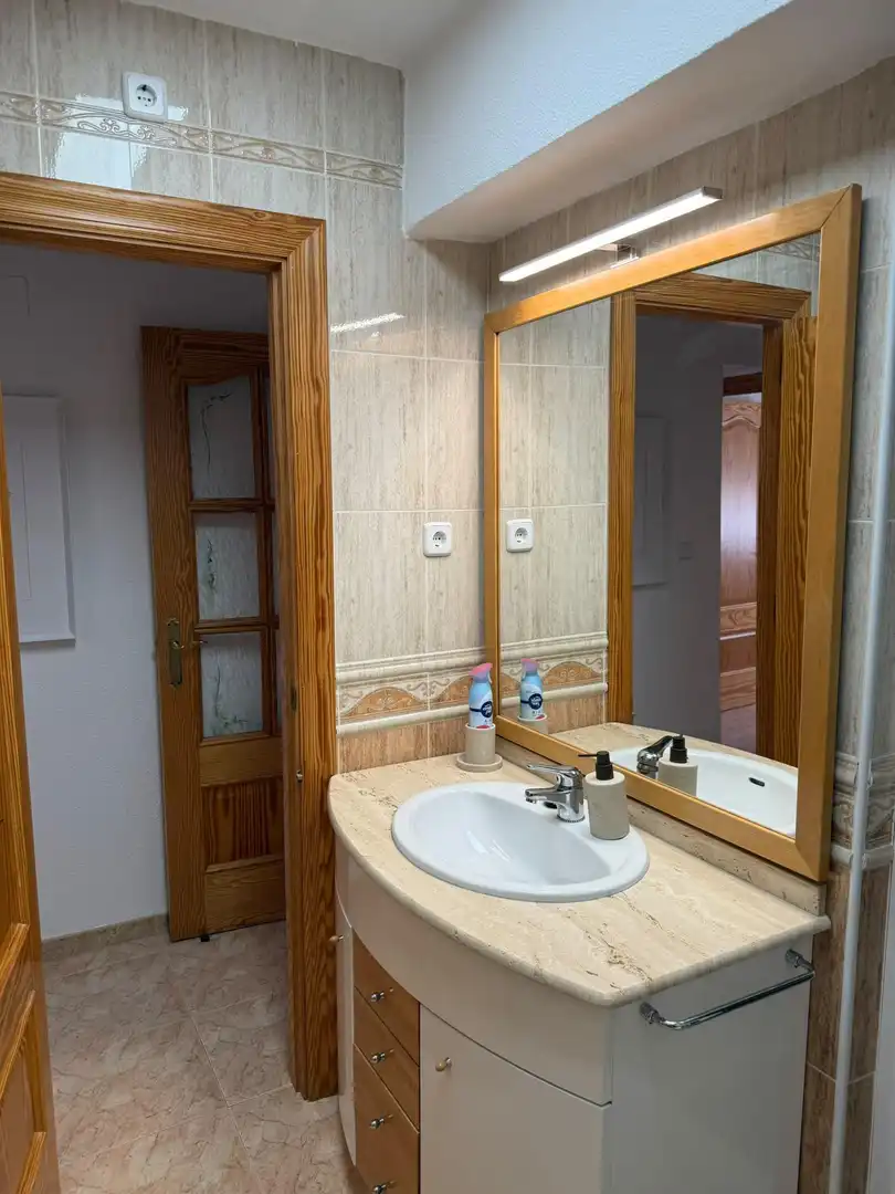 Bany de Apartament de lloguer en Cartagena amb Aire condicionat, Calefacció i Terrassa