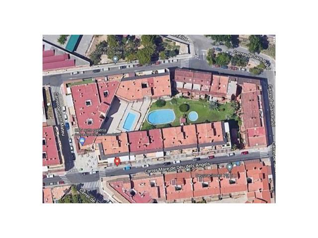 Local comercial en Venta en N/A en El Alborgí