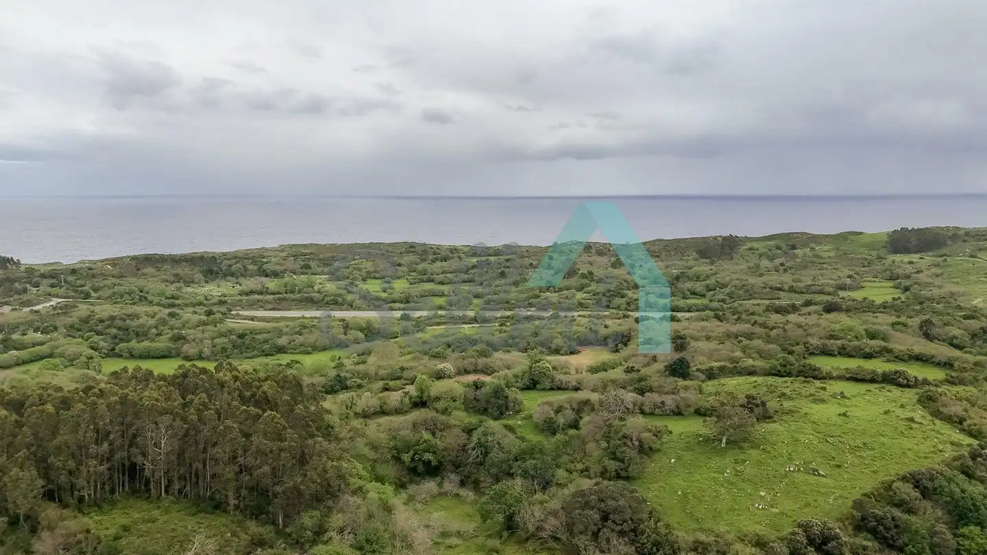 Casa o chalet en venta en Llanes con Calefacción, Jardín privado y Parquet