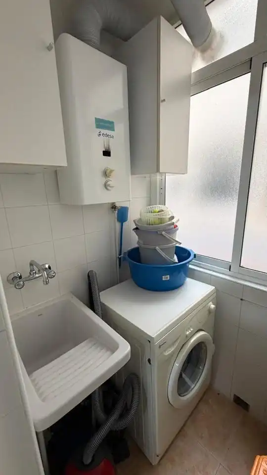 Baño de Apartamento en venta en La Manga del Mar Menor con Aire acondicionado, Terraza y Trastero