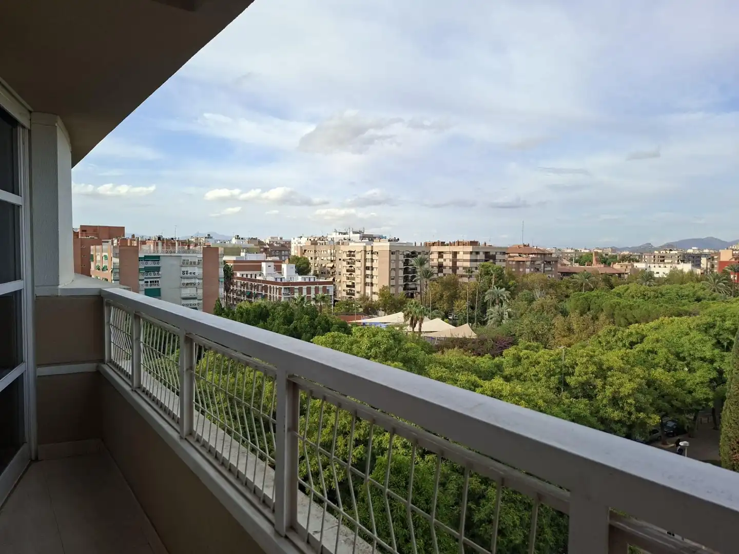 Vista exterior de Piso de alquiler en Murcia con Trastero, Amueblado y Balcón