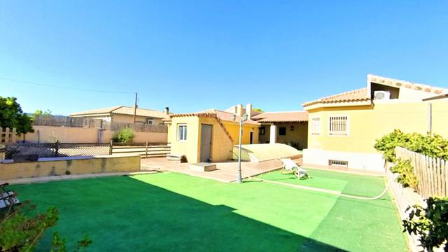 Casa-chalet en Venta en Cañada del Fenollar