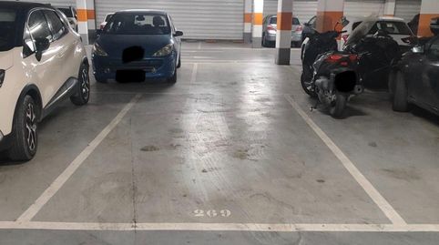 Foto 2 von Garage zum Verkauf in Avenida Andalucía, 4, Zona Calvario, Estepona