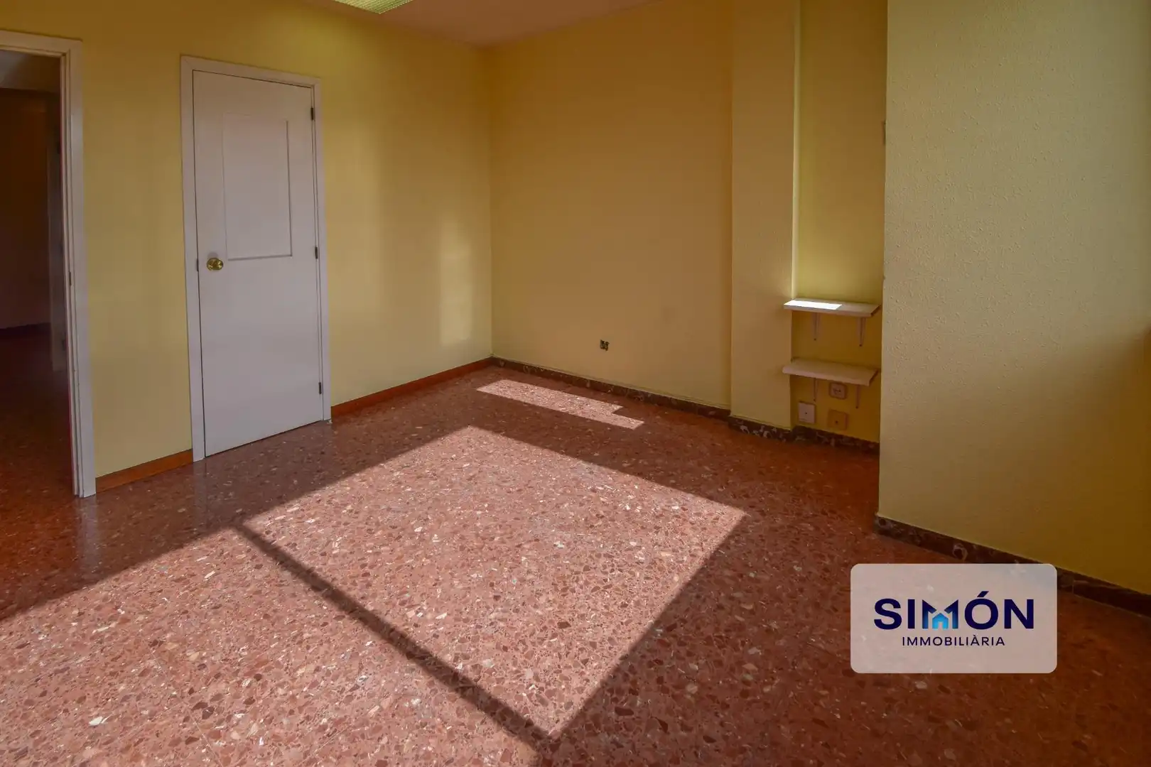Local comercial en venda a Centre - Passeig i Rodalies, imagen 6