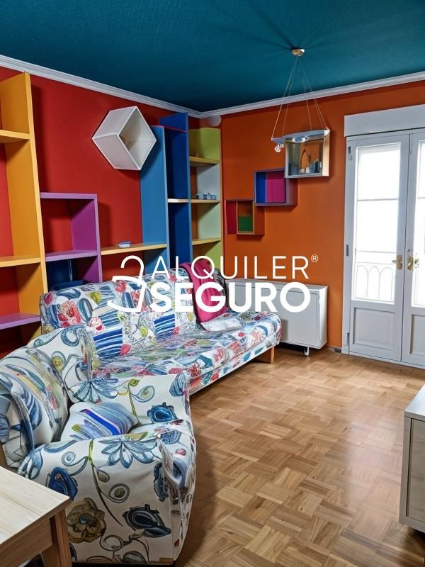 Living room of Flat to rent in Burgos Capital  with Heating, Terrace and Furnished