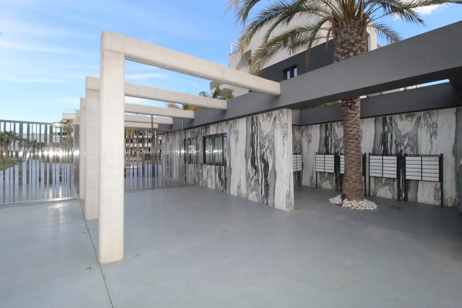 Apartamento con jardín en venta en Orihuela Costa, imagen 9