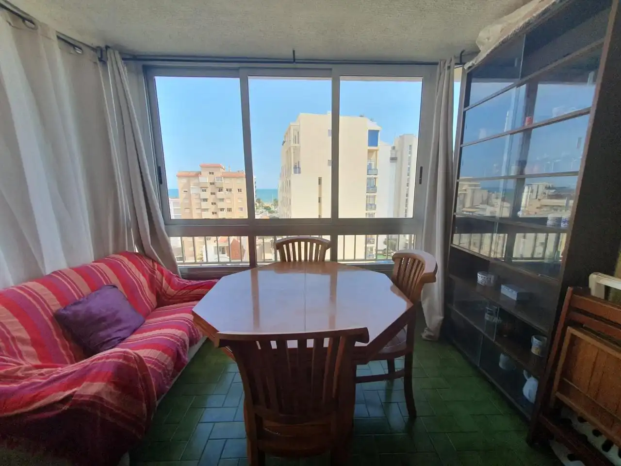 Apartamento de alquiler en Paz, 29, Playa de Gandia