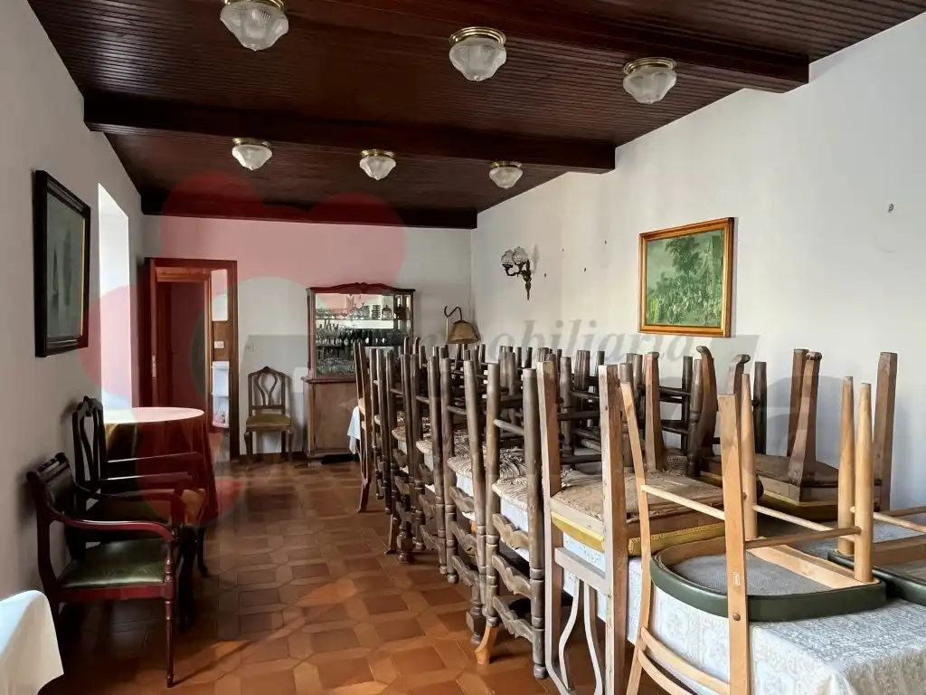 Houses for sale in Meira