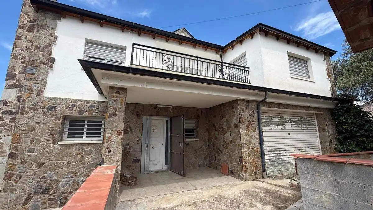 Vista exterior de Casa o xalet en venda en Viladecavalls