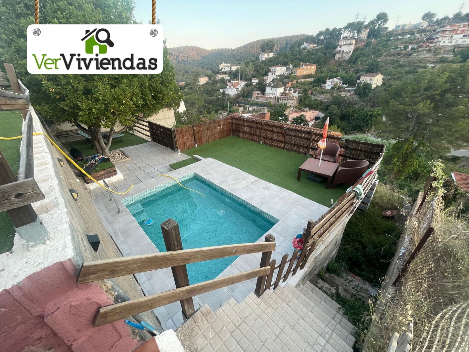 Piscina de Casa o chalet en venta en Cervelló con Calefacción, Jardín privado y Parquet
