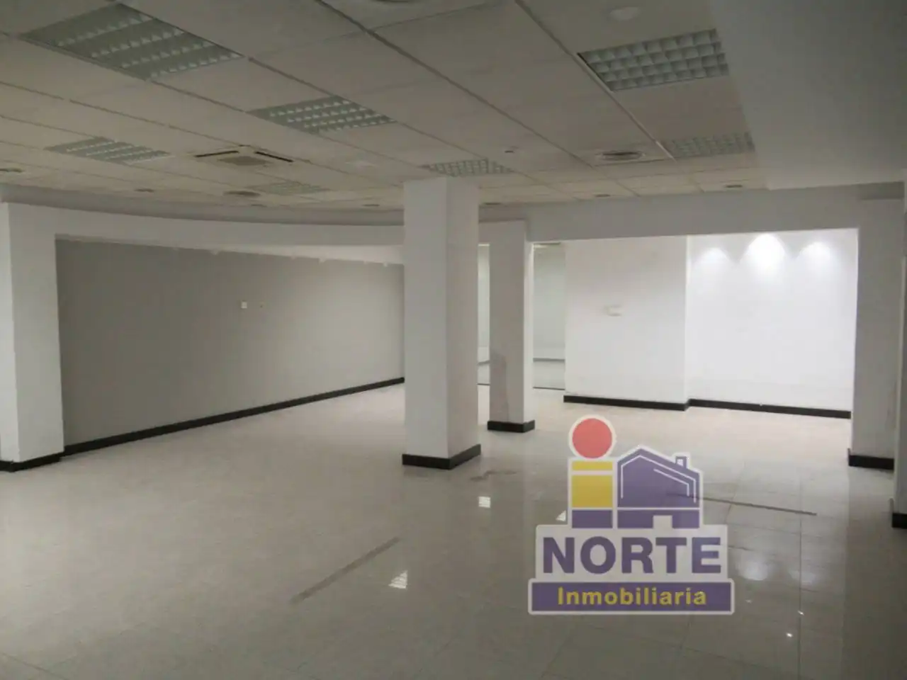 Geschaftsraum zur Miete in Alcoy / Alcoi mit Klimaanlage