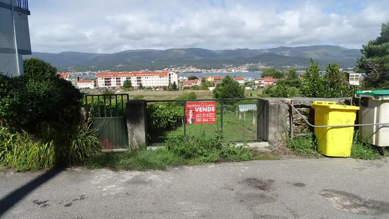 Wohnbaugrundstück zum Verkauf in Boiro, imagen 2