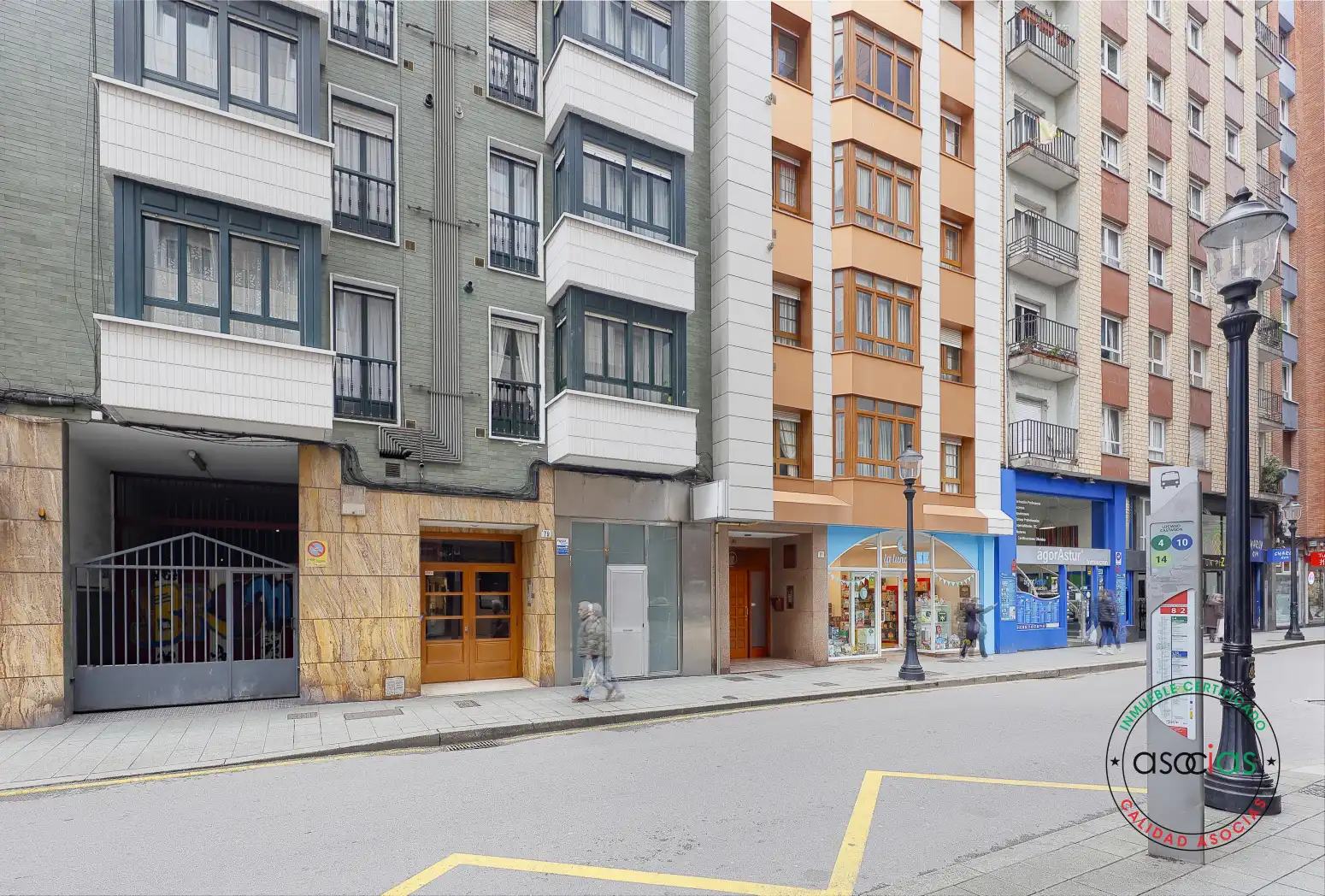Vista exterior de Pis en venda en Gijón  amb Calefacció, Parquet i Traster