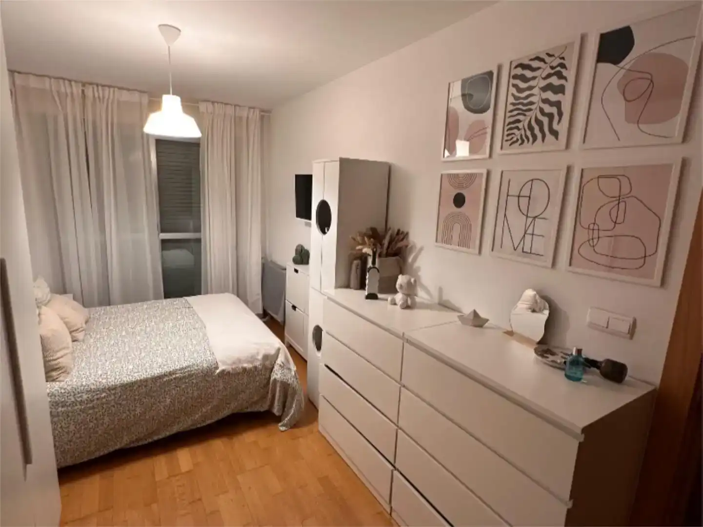 Habitación de Piso en venta en Iza / Itza con Parquet, Trastero y Amueblado