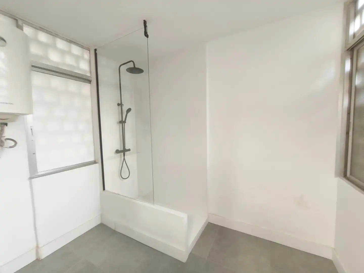 Ground floor with terrace for sale in Carrer JUAN DE LA COSA, imagen 10
