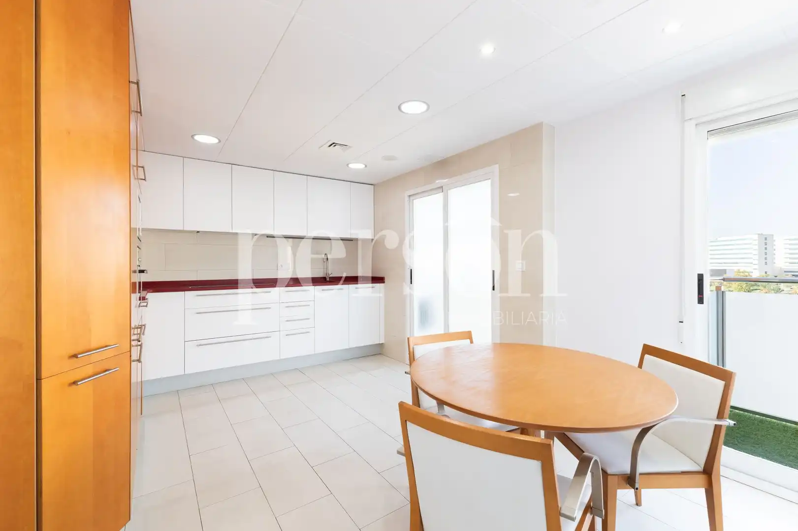 Cocina de Piso de alquiler en Valencia con Calefacción, Terraza y Amueblado