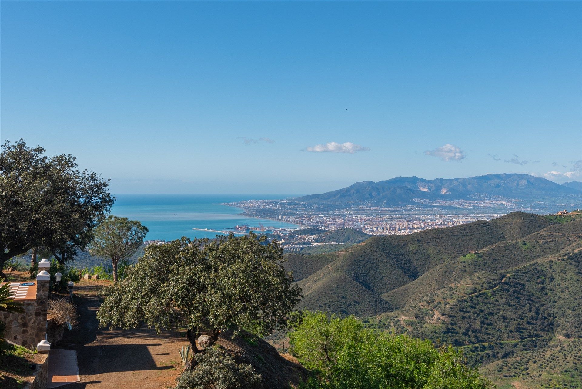 Vista exterior de Casa o chalet en venta en Málaga Capital con Terraza