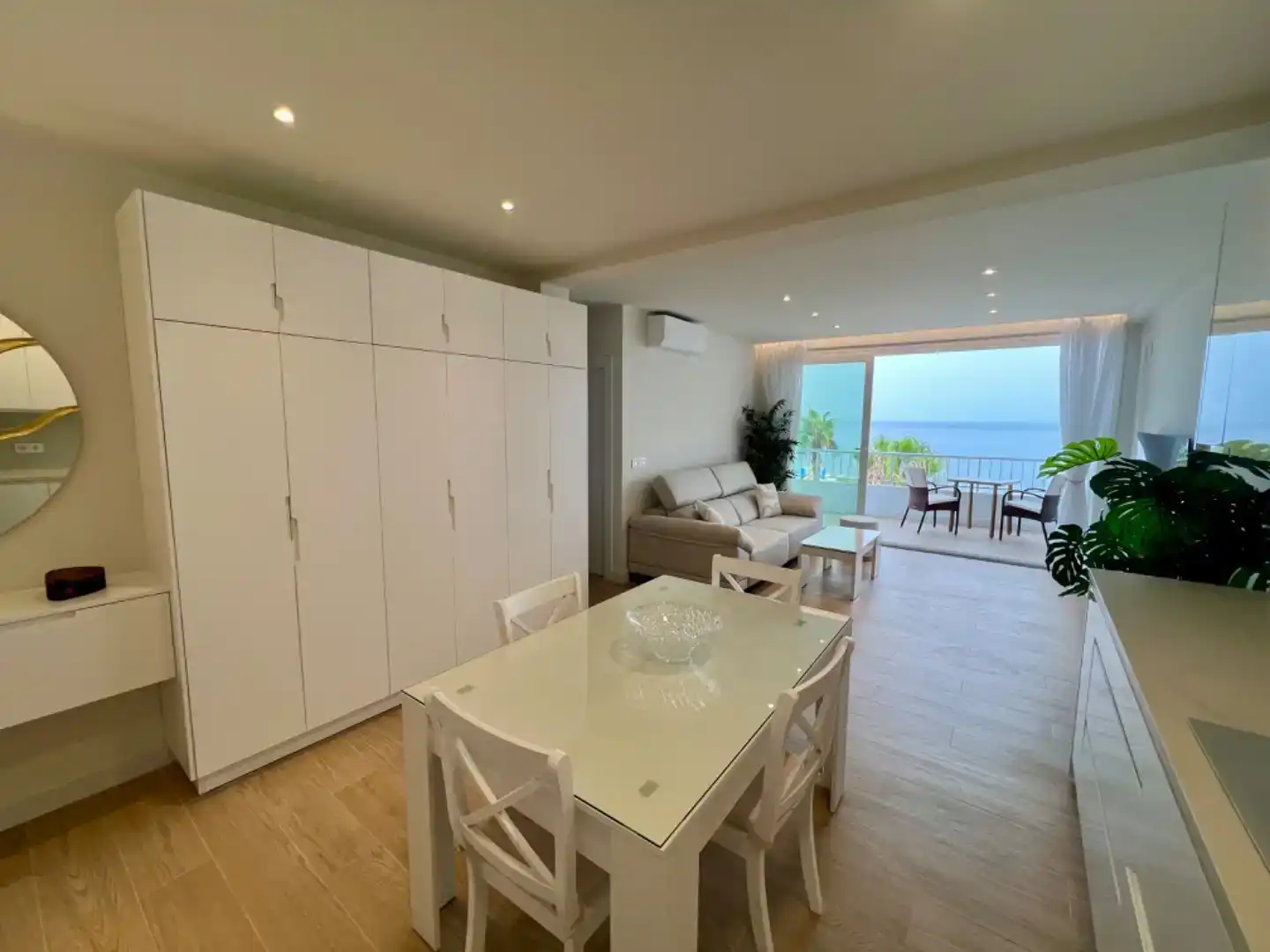 Living room of Flat for rent in Almuñécar  with Air Conditioner and Furnished