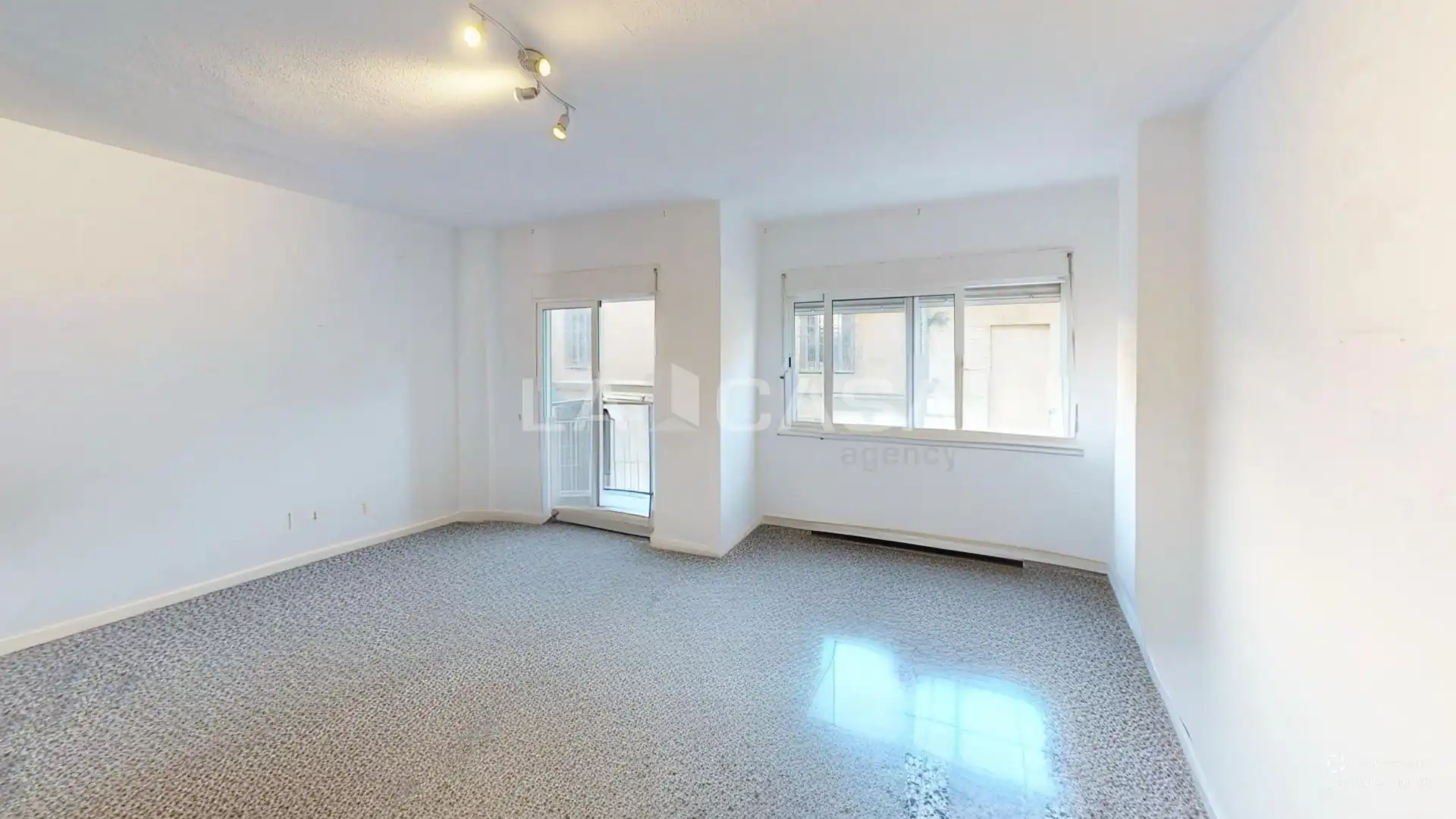 Appartamento con terrazza in vendita a Avinguda del Port, imagen 17