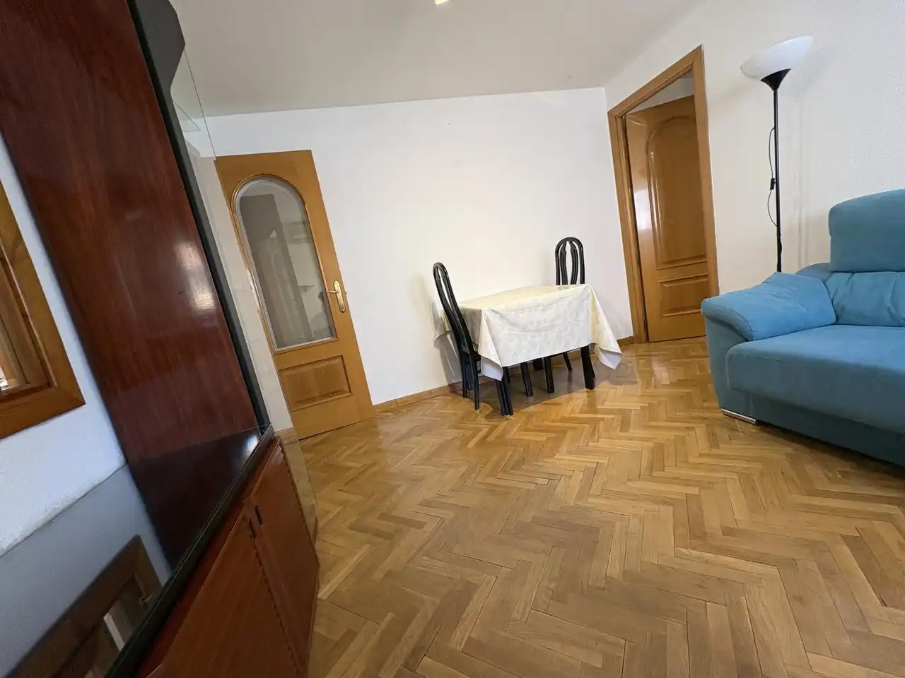 Sala d'estar de Pis en venda en Madrid amb Aire condicionat, Calefacció i Parquet