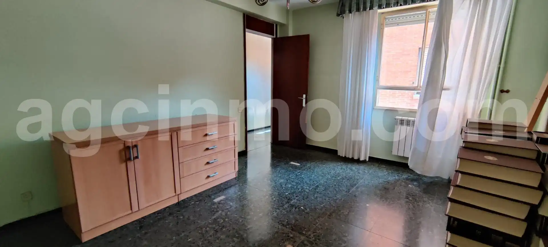 Bedroom of Flat for sale in Valladolid  with Heating, Terrace and Storage room